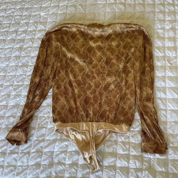 Paige Sevilla snake print bodysuit - Picture 13 of 13